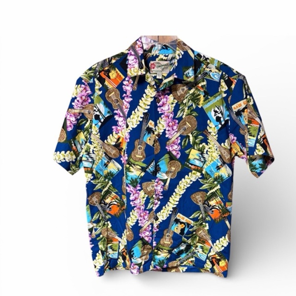 Hilo Hatties Hawaiian Original Men’s Button Up Hawaiian Shirt